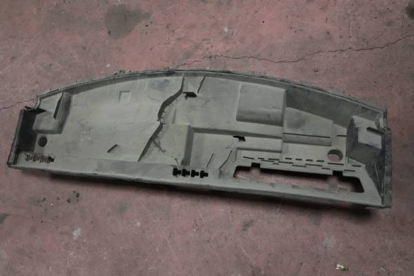 FORD CUSTOM 310 L 155 PS ÇIKMA PARÇA  ARKA RADYATÖR KORUMA PLASTİĞİ